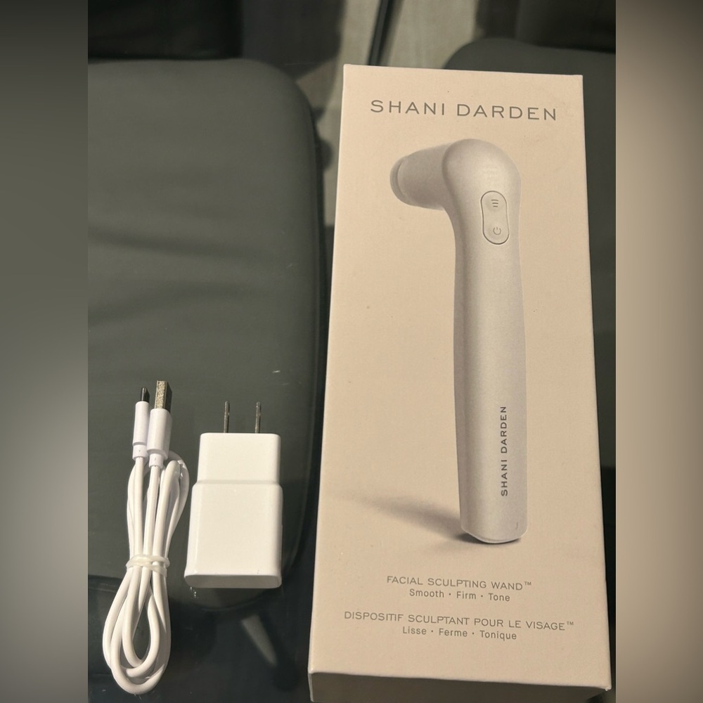 Shani darden facial sculpting wand